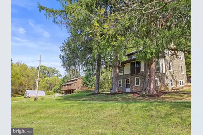 2122 W Springfield Road, Glen Rock, PA 17327 - Photo 1