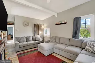 1262 S Albemarle St, York, PA 17403 - Photo 3