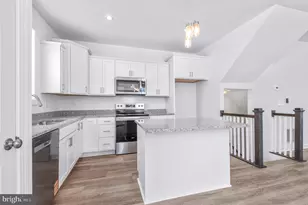 374 Avon Dr, Red Lion, PA 17356 - Photo 7