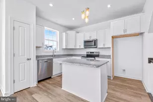 436 Bradford Dr, Red Lion, PA 17356 - Photo 7