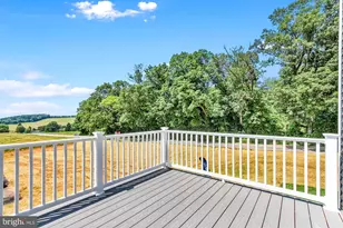 438 Bradford Dr, Red Lion, PA 17356 - Photo 41