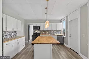 934 N Queen St, York, PA 17404 - Photo 9