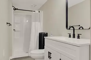 551 York St, Hanover, PA 17331 - Photo 15