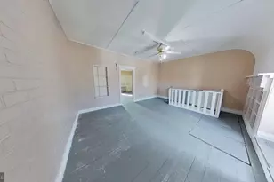 702 W Philadelphia St, York, PA 17403 - Photo 3