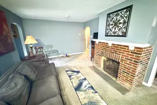 1321 Canterbury Ln, York, PA 17406 - Photo 7