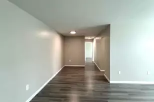 3205 E Market St, York, PA 17402 - Photo 7