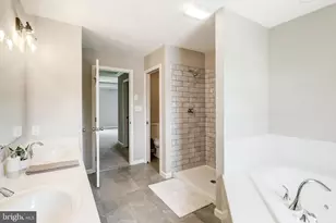 3704 Skipton Cir, York, PA 17402 - Photo 41