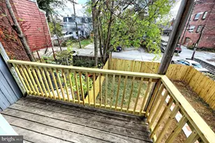 240 E King St, York, PA 17403 - Photo 33