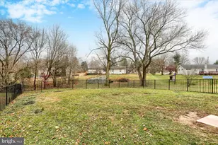 127 Spring Rd, Dillsburg, PA 17019 - Photo 3