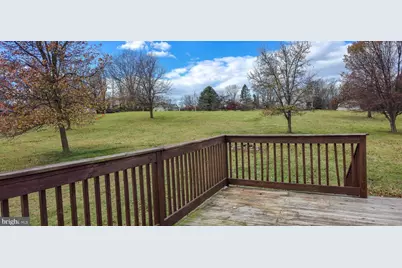 910 E Butter Road, York, PA 17406 - Photo 21