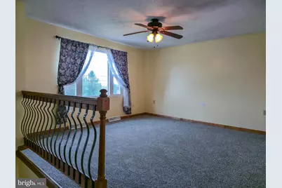 910 E Butter Road, York, PA 17406 - Photo 11