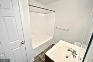 542 Marion Rd, York, PA 17406 - Photo 23