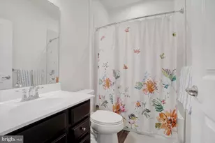 19 Lady Harrington Dr, York, PA 17402 - Photo 19