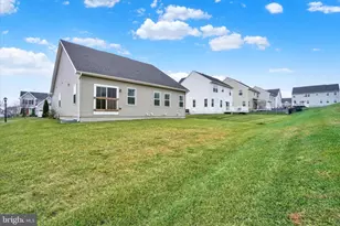 19 Lady Harrington Dr, York, PA 17402 - Photo 25