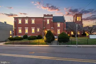 811 E Market St, York, PA 17403 - Photo 7