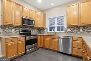 8569 Diamond Run Ct, Seven Valleys, PA 17360 - Photo 17