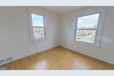 22 Pleasant Avenue #4 2ND FLOOR, Red Lion, PA 17356 - Photo 5