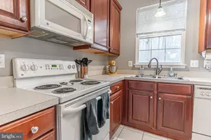 374 Bruaw Dr, York, PA 17406 - Photo 13