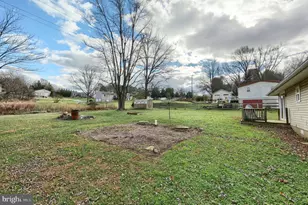 64 N White Pine Trail, Delta, PA 17314 - Photo 9