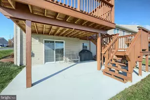 2407 Pin Oak Dr, York, PA 17406 - Photo 7