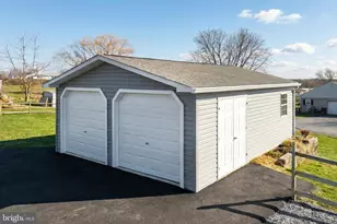 2402 Craley Rd, Windsor, PA 17366 - Photo 9