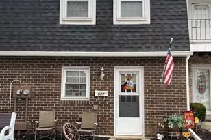 627 Colony Dr, York, PA 17404 - Photo 1