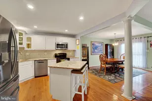 2212 W Slater Hill Ln W, York, PA 17406 - Photo 3