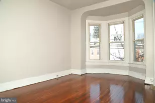 690 E Philadelphia St, York, PA 17403 - Photo 3