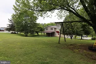 49 Valley View Dr, Hanover, PA 17331 - Photo 7