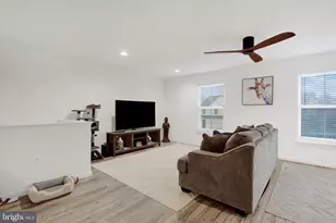 18007 Dave Anne Cir, Stewartstown, PA 17363 - Photo 5