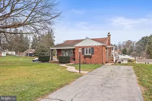 340 S Camp St, Red Lion, PA 17356 - Photo 1