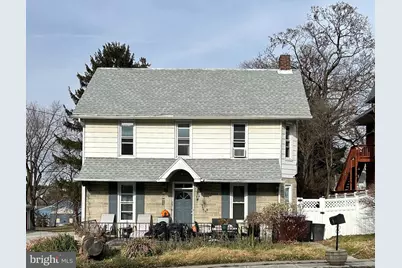 9 W Pennsylvania Avenue, Stewartstown, PA 17363 - Photo 1