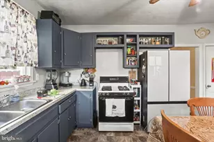 589 W Princess St, York, PA 17401 - Photo 15