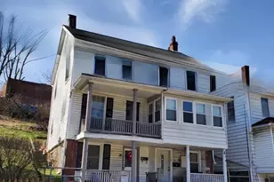 41 Baltimore St, Glen Rock, PA 17327 - Photo 1