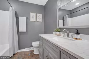 11 Dogwood Ln, Manchester, PA 17345 - Photo 13