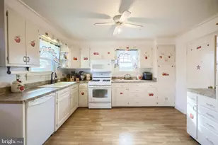 3069 N George St, York, PA 17406 - Photo 11