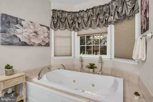 1709 Country Manor Dr, York, PA 17408 - Photo 21