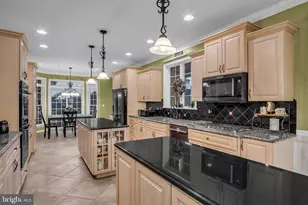 1709 Country Manor Dr, York, PA 17408 - Photo 15