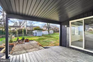 1116 W College Ave, York, PA 17404 - Photo 15