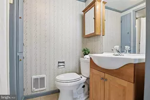 315 W Railroad Ave, Shrewsbury, PA 17361 - Photo 17