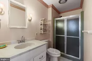 930 Hickory Hill Ln, York, PA 17402 - Photo 55