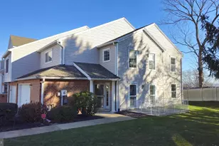 2301 E Slater Hill Ln E, York, PA 17406 - Photo 1