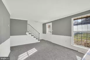 89 W Walnut St, Yoe, PA 17313 - Photo 7