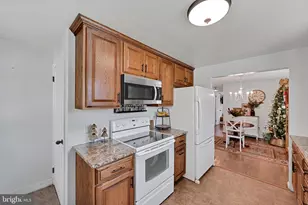 2800 Hialeah Ct, York, PA 17408 - Photo 17