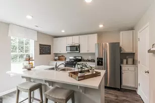 325 Grantway Dr, York, PA 17404 - Photo 13