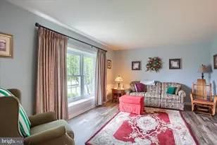 319 Hillcrest Dr, Fairview Township, PA 17070 - Photo 7