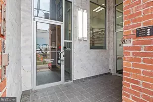 15 N Cherry Ln, York, PA 17401 - Photo 7