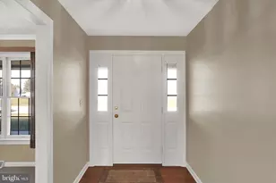 3090 Emmanuel Dr, York, PA 17408 - Photo 5