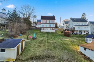 143 W Broad St, Yoe, PA 17313 - Photo 33