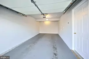 440 Fisher Dr, York, PA 17404 - Photo 5